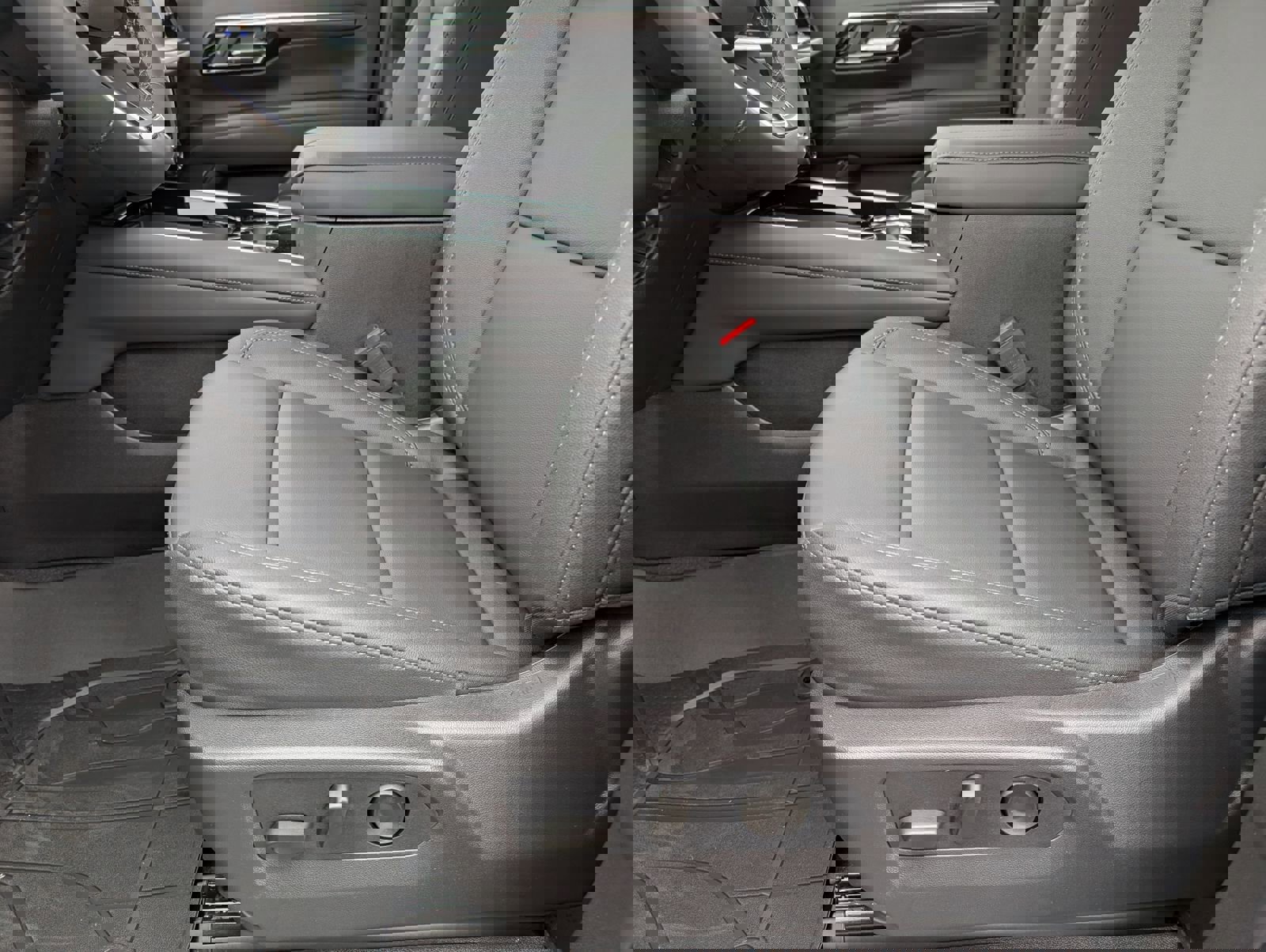 New 2026 Chevrolet Tahoe LT w/ Comfort Package AWD/4WD image 7