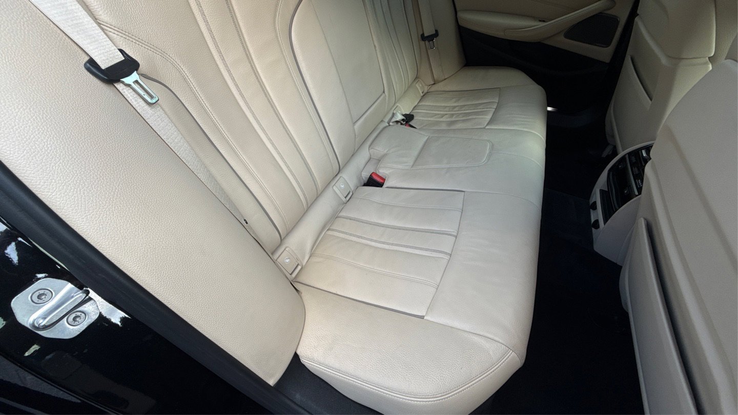 Used 2018 BMW M550i xDrive image 31