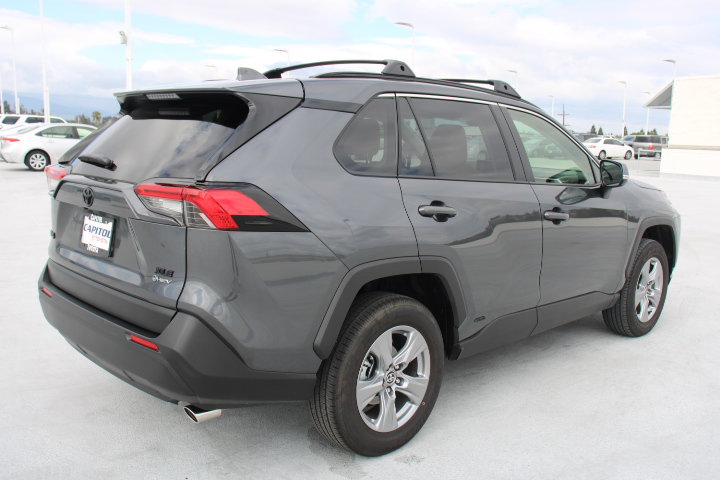 Certified 2025 Toyota RAV4 XLE w/ Convenience Package image 3