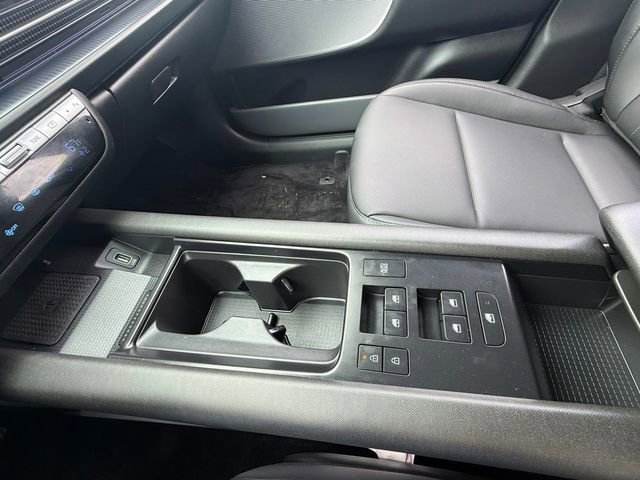 Used 2024 Hyundai Ioniq 6 SEL AWD/4WD image 19