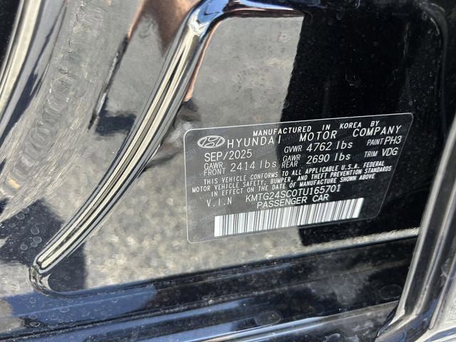 Used 2026 Genesis G70 2.5T Prestige image 37