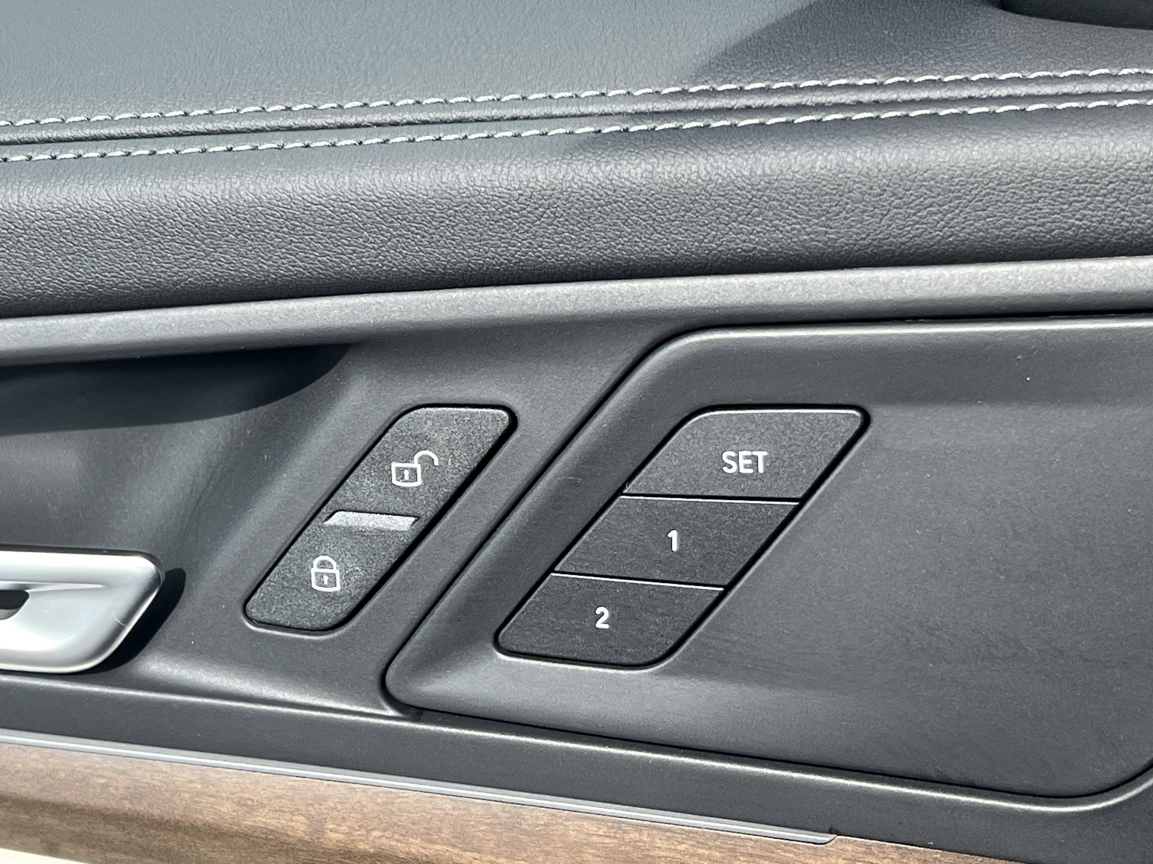 New 2026 BMW X1 xDrive28i w/ Convenience Package image 15