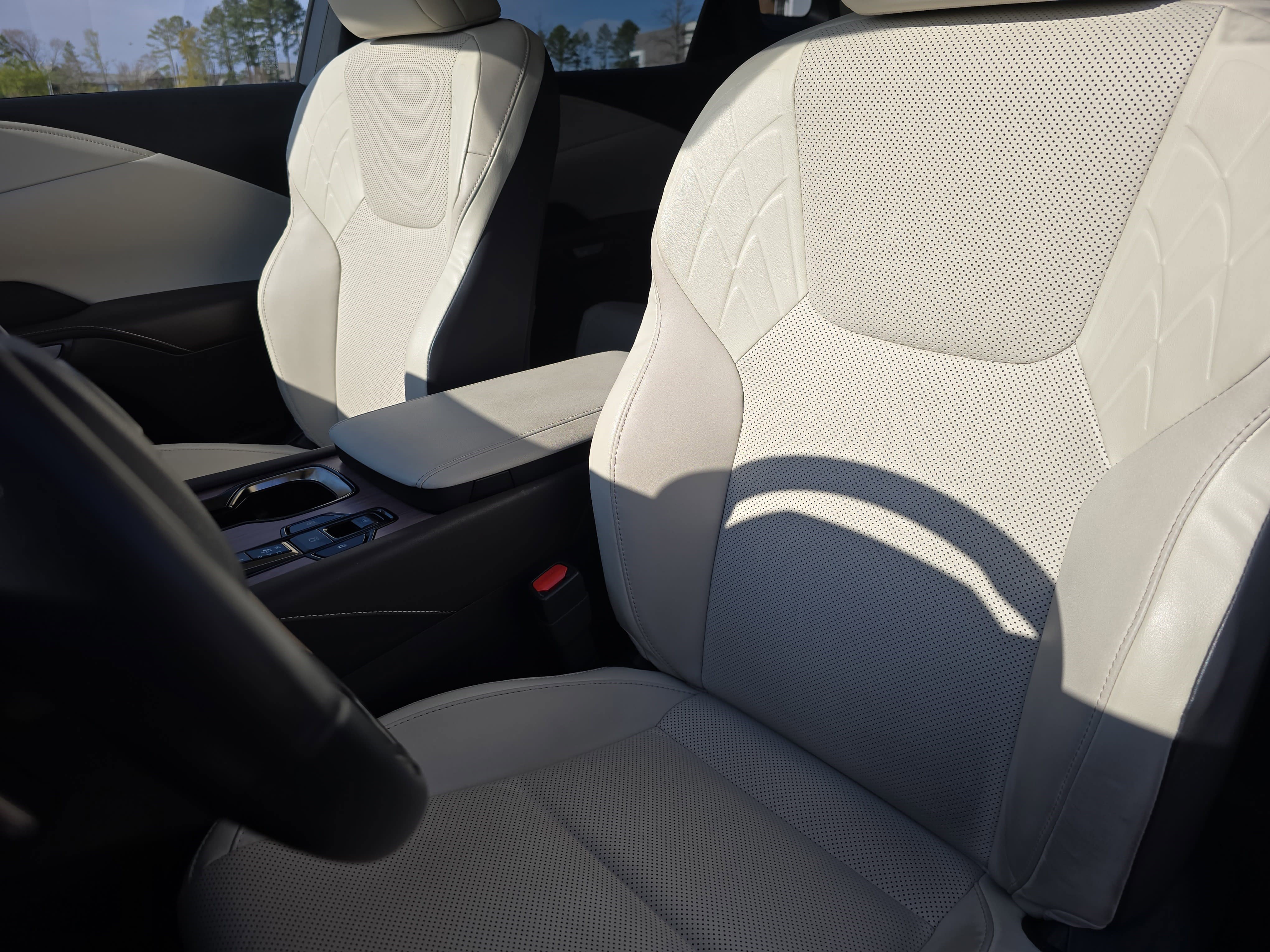 Used 2023 Lexus RX 350 Premium w/ Accessory Package image 16