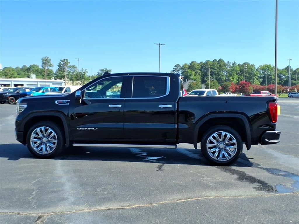 Used 2025 GMC Sierra 1500 Denali w/ Denali Reserve Package AWD/4WD image 16