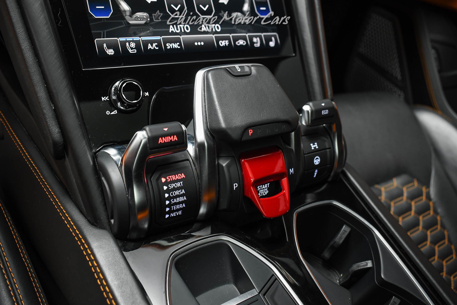 Used 2021 Lamborghini Urus AWD/4WD image 16