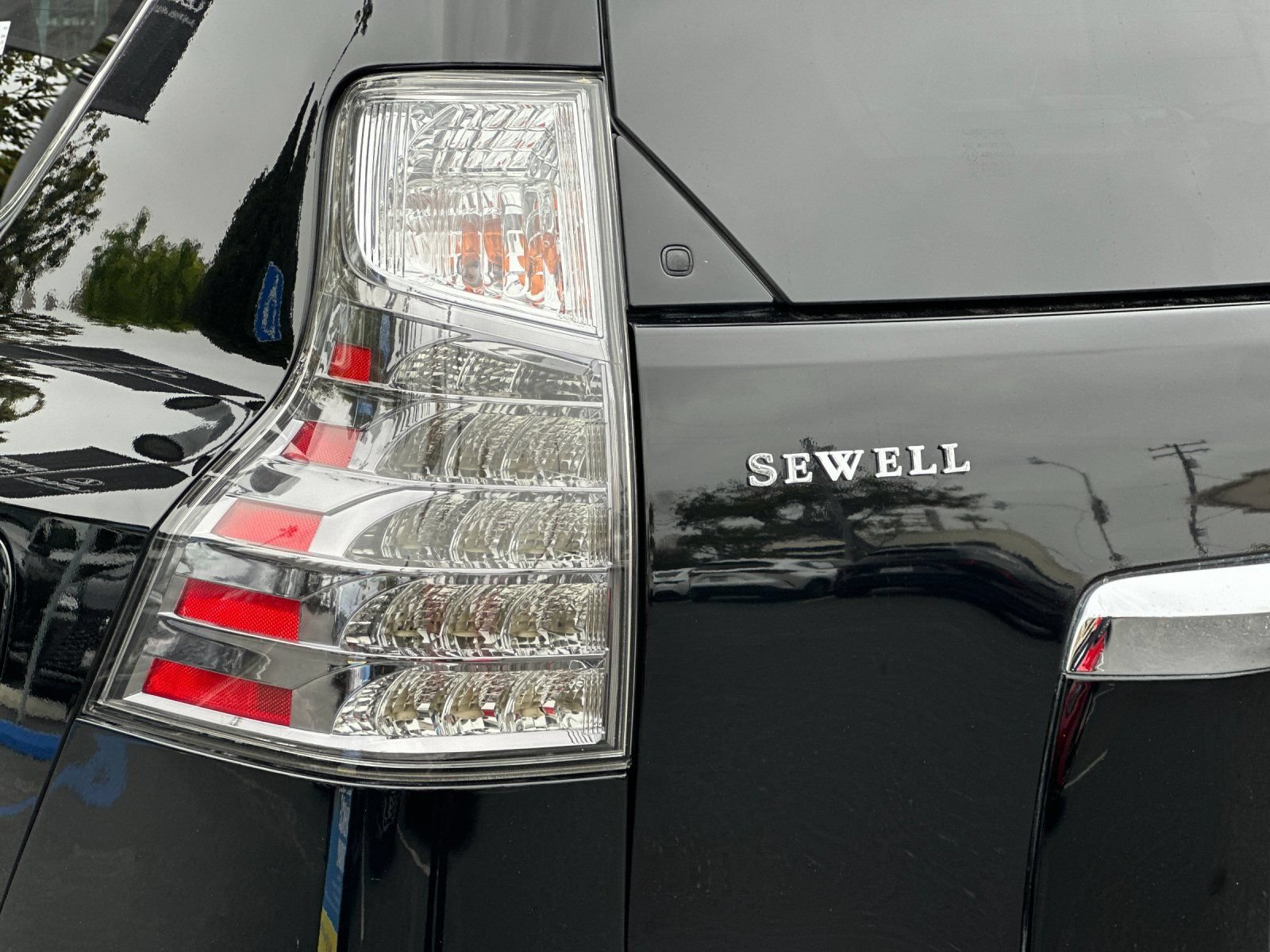 Used 2014 Lexus GX 460 Luxury AWD/4WD image 35