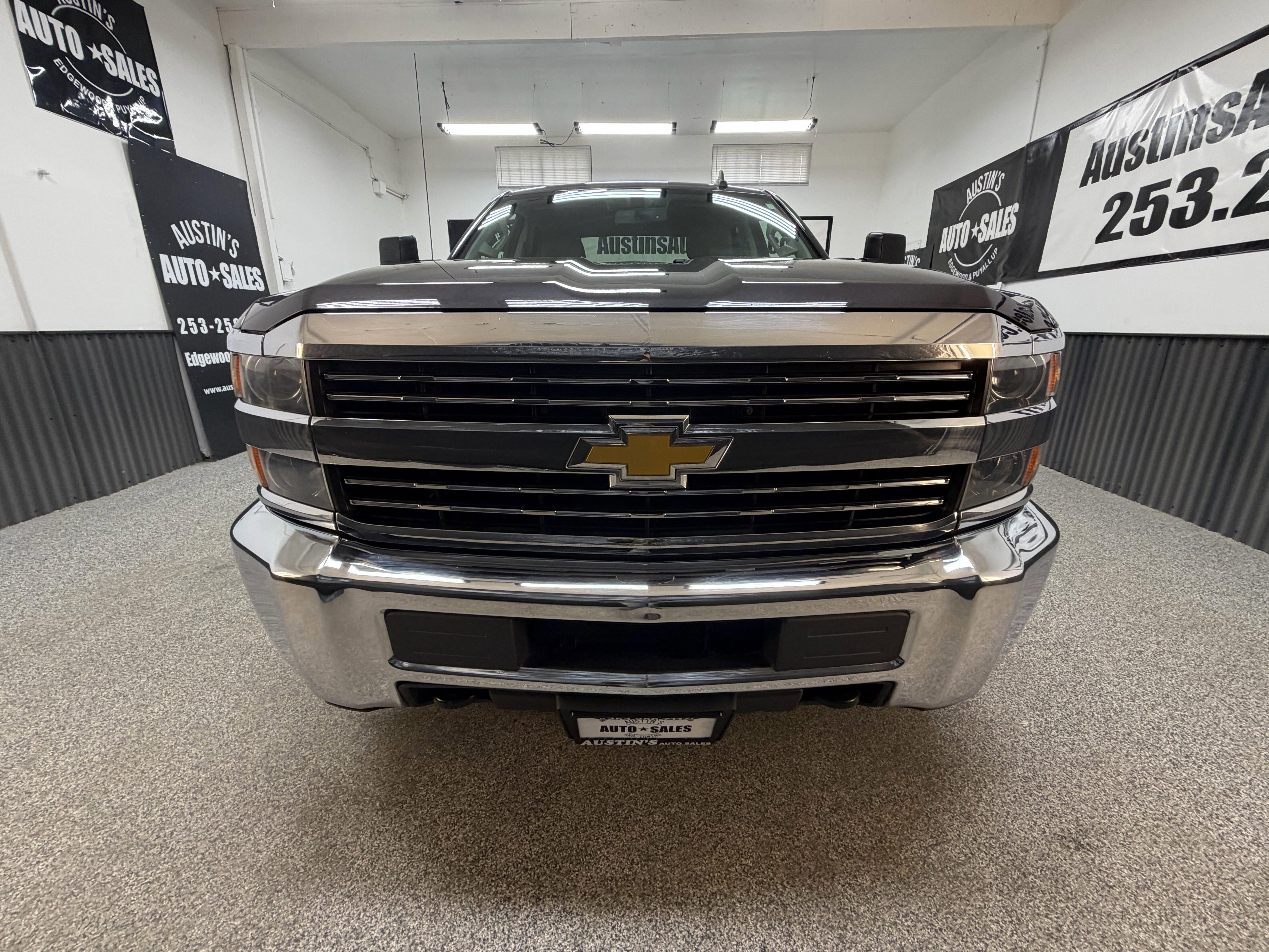 Used 2015 Chevrolet Silverado 3500 W/T w/ WT Convenience Package AWD/4WD image 5