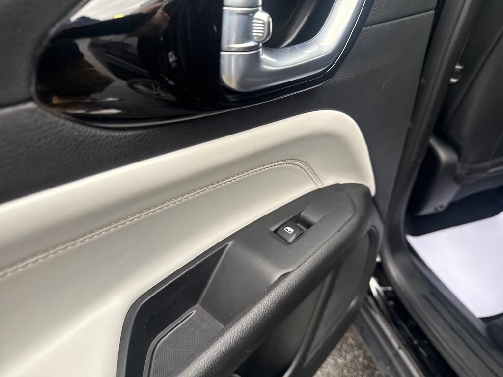Certified 2023 Jeep Compass Limited w/ Elite Group AWD/4WD image 28