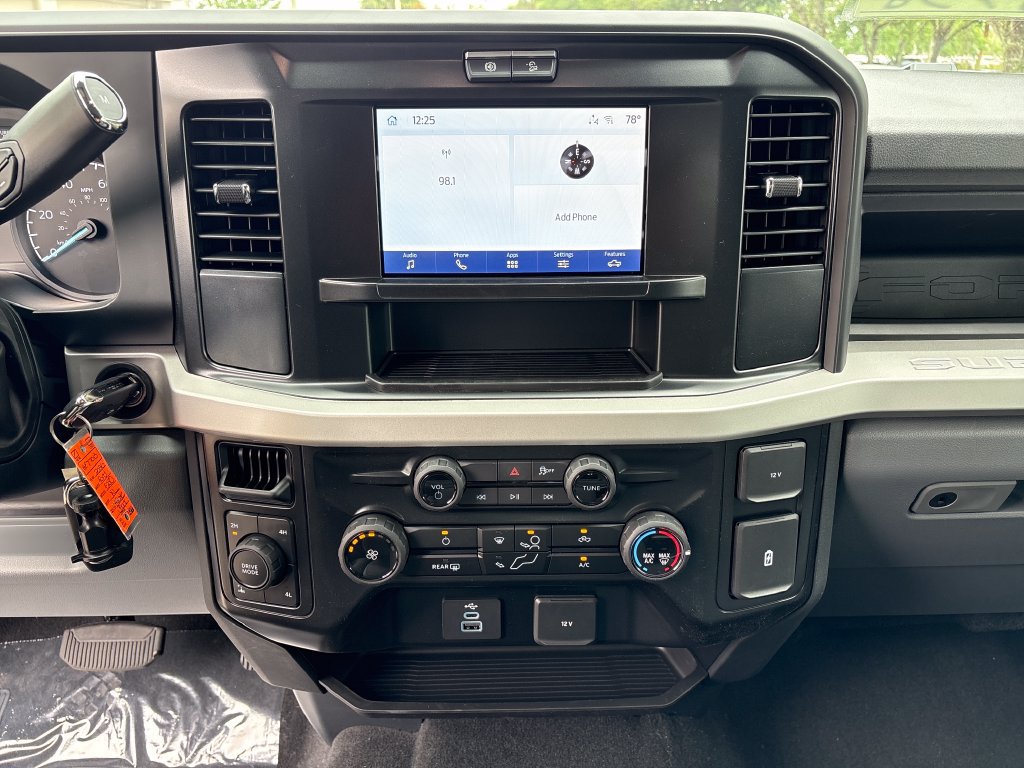 New 2026 Ford F250 4x4 Crew Cab Super Duty image 27