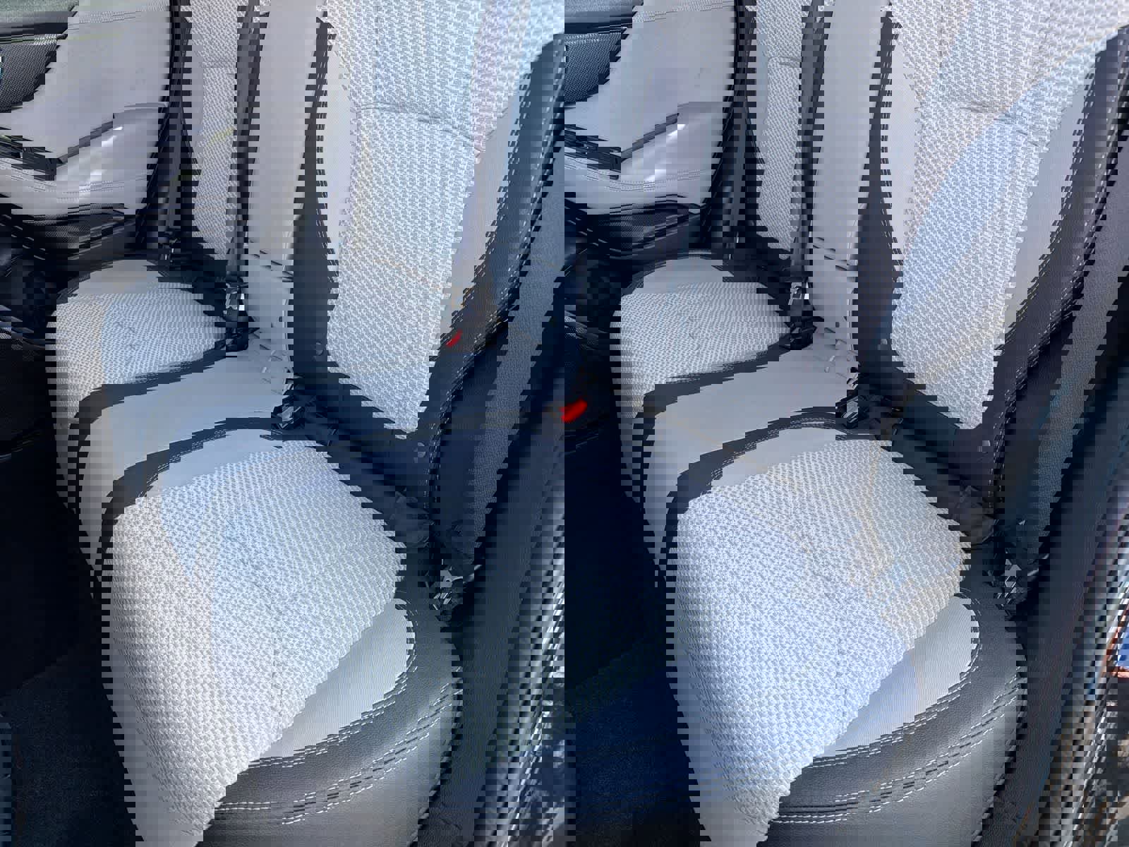 Used 2019 Subaru Forester Premium w/ All-Weather Package image 21