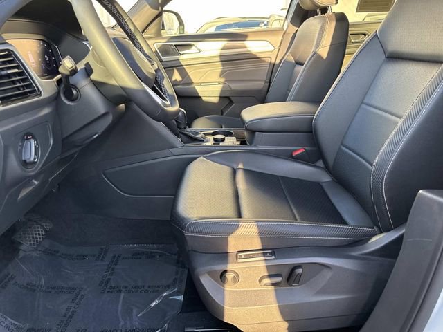Certified 2023 Volkswagen Atlas Cross Sport SEL image 16