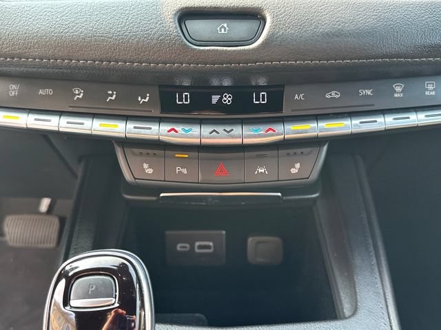 Used 2023 Cadillac XT4 Premium Luxury AWD/4WD image 32