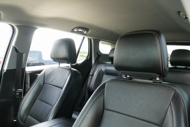 Used 2023 GMC Terrain SLT FWD image 14