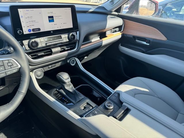 Certified 2026 Toyota Grand Highlander Platinum image 23