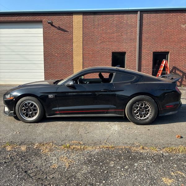 Used 2022 Ford Mustang Mach 1 w/ Mach 1 Handling Package RWD image 4