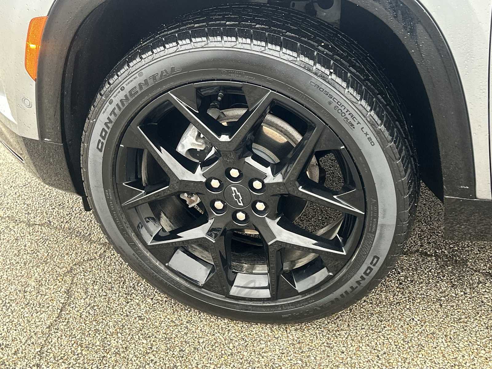 Used 2024 Chevrolet Traverse RS w/ LPO, Floor Liner Package image 11
