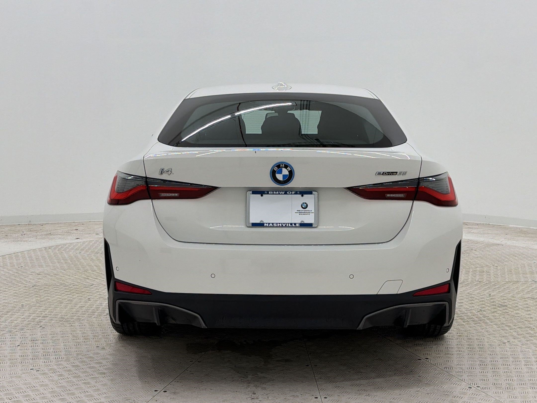 Used 2023 BMW i4 eDrive35 w/ Premium Package RWD image 10