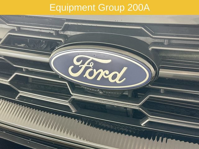 Certified 2025 Ford Expedition Active AWD/4WD image 32