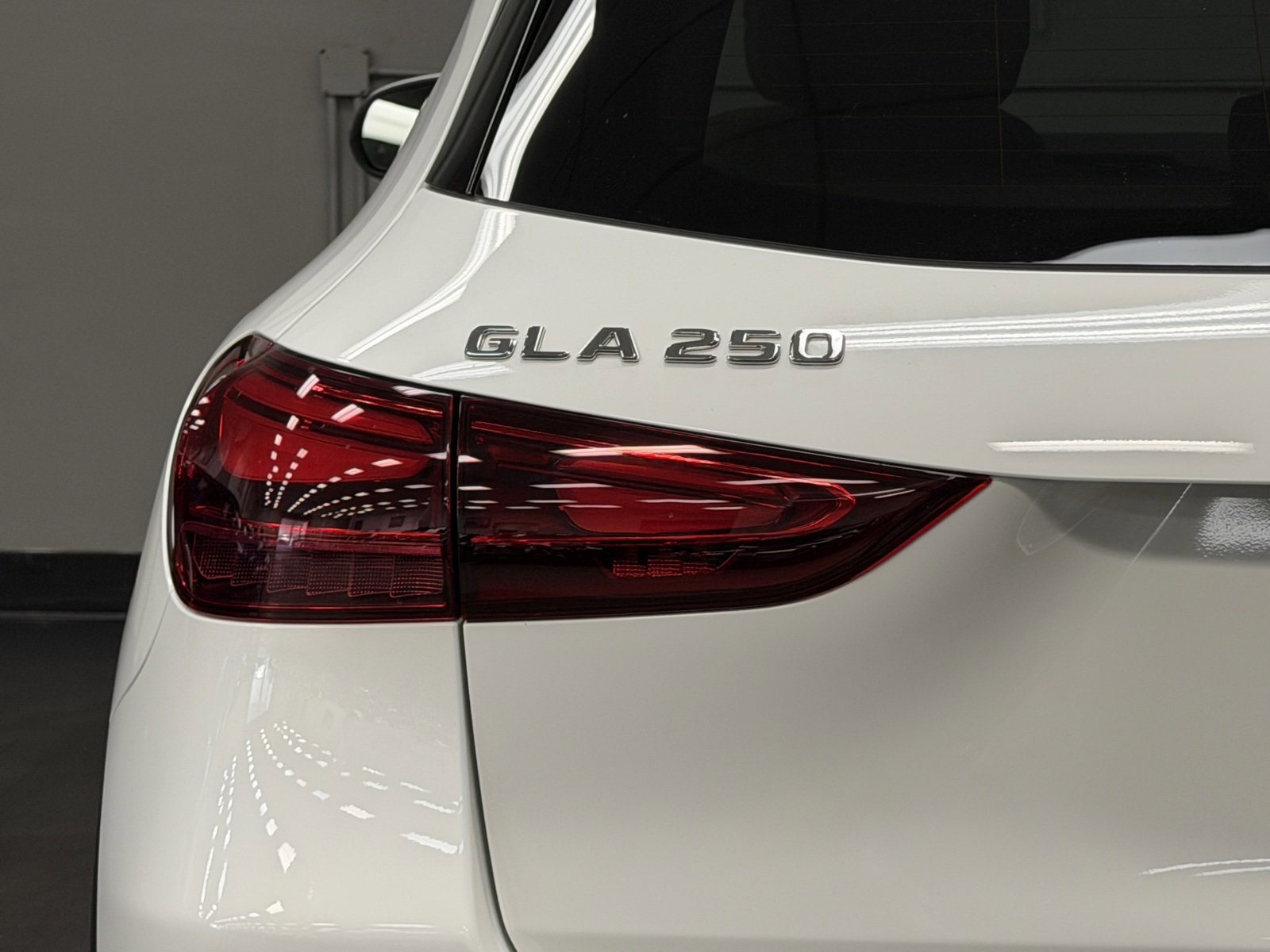 Certified 2025 Mercedes-Benz GLA 250 image 13