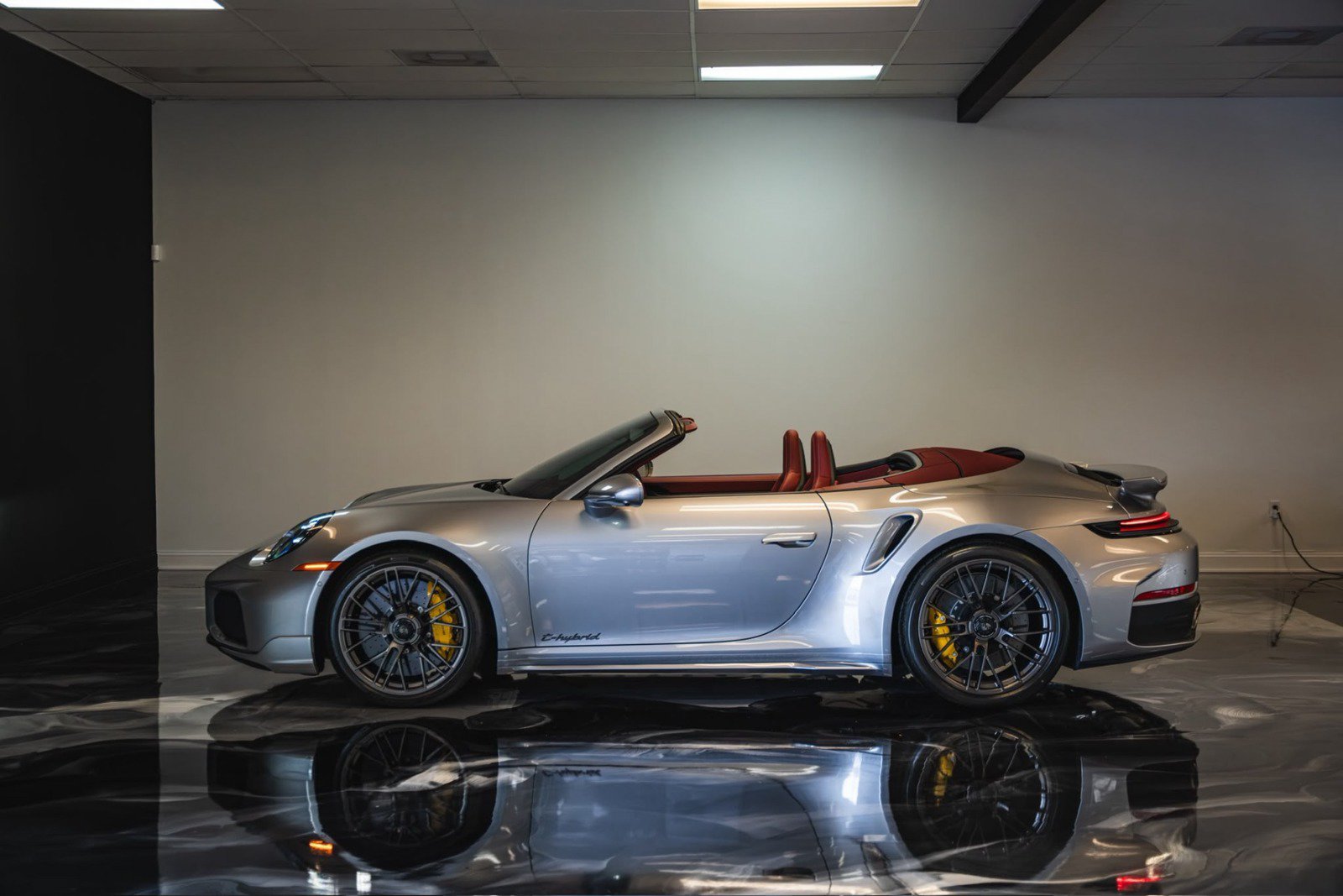 Used 2026 Porsche 911 Turbo S AWD/4WD image 3