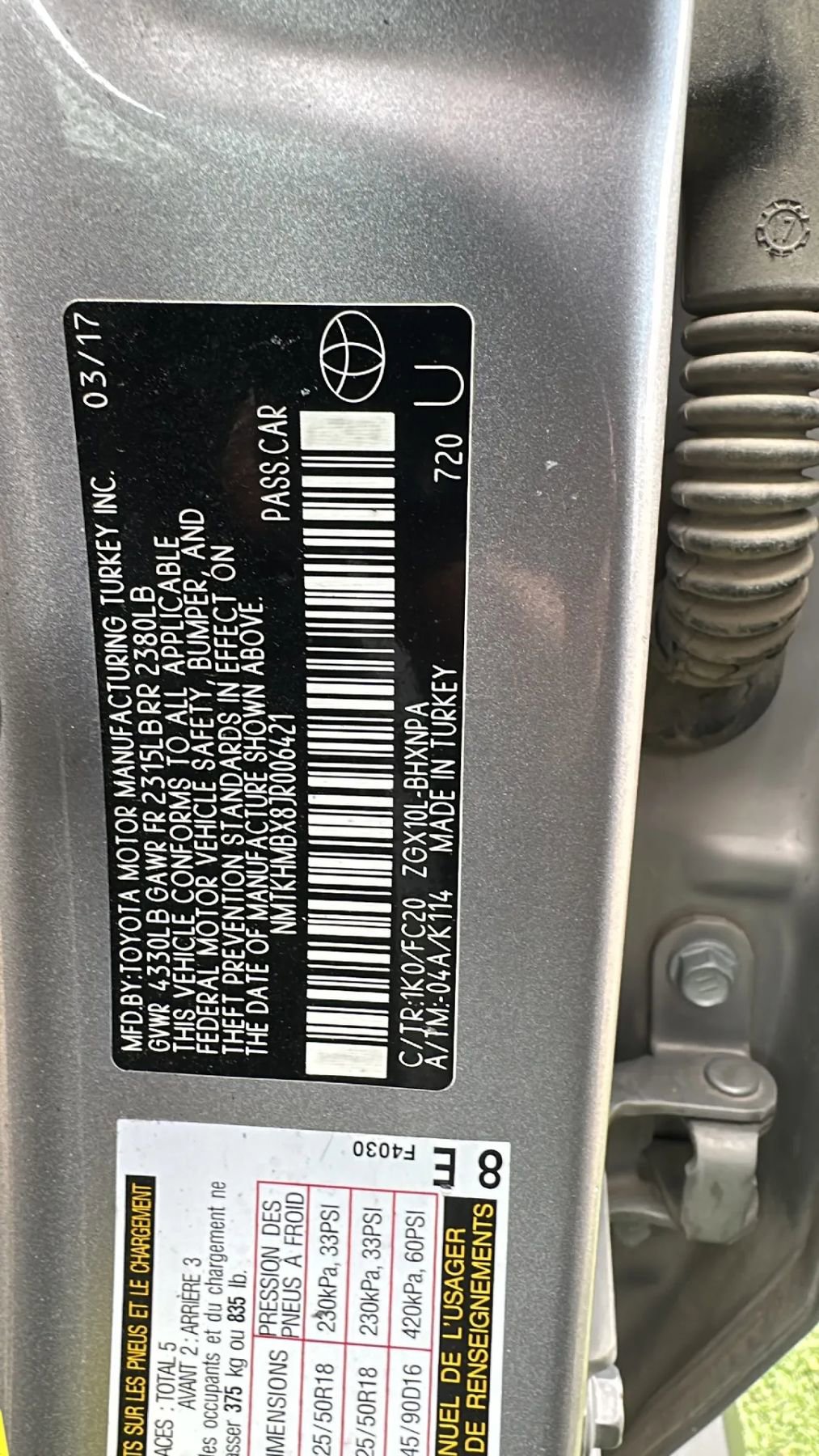 Used 2018 Toyota C-HR image 40