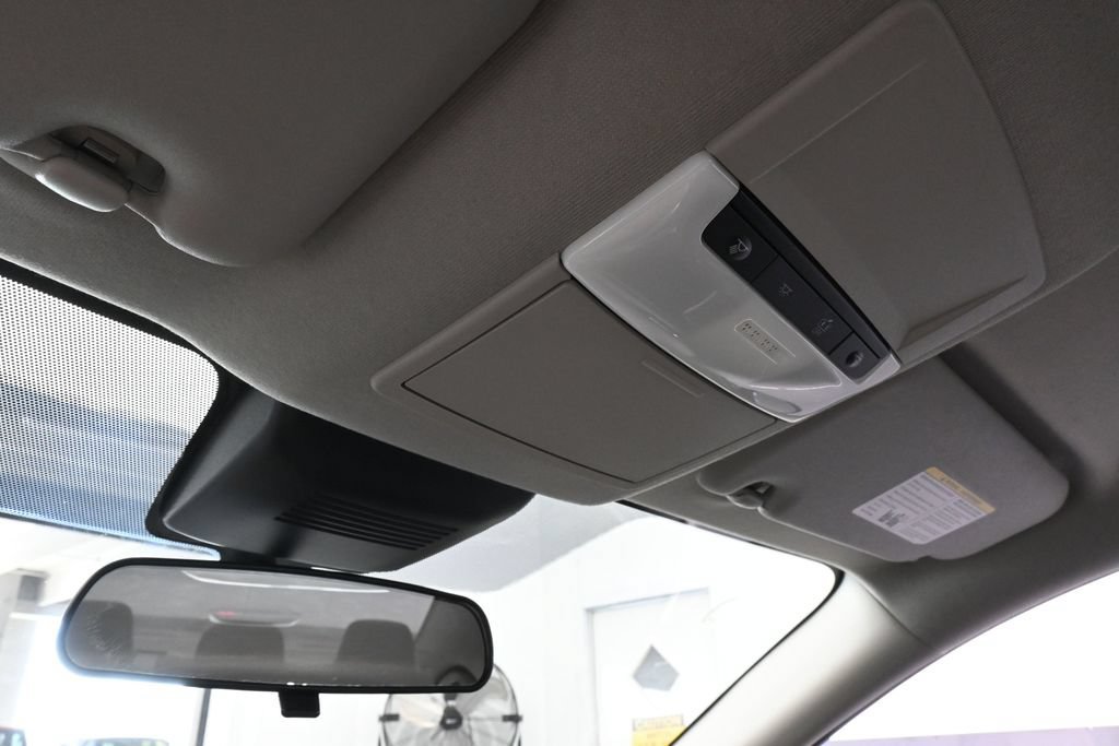 Used 2021 Nissan Sentra SR FWD image 24