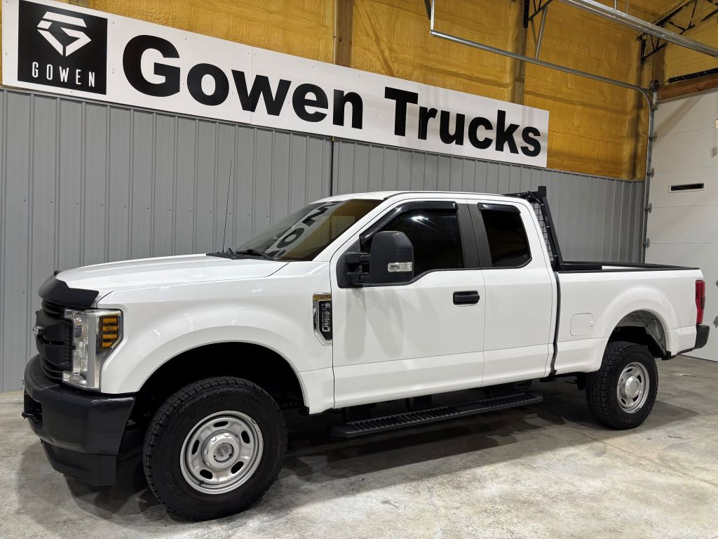 Used 2019 Ford F250 XL w/ Power Equipment Group image 4