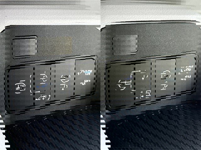 Used 2024 Hyundai Kona SE image 27