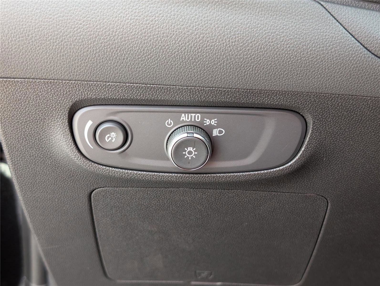 New 2026 Buick Encore GX Sport Touring w/ Advanced Technology Package image 19