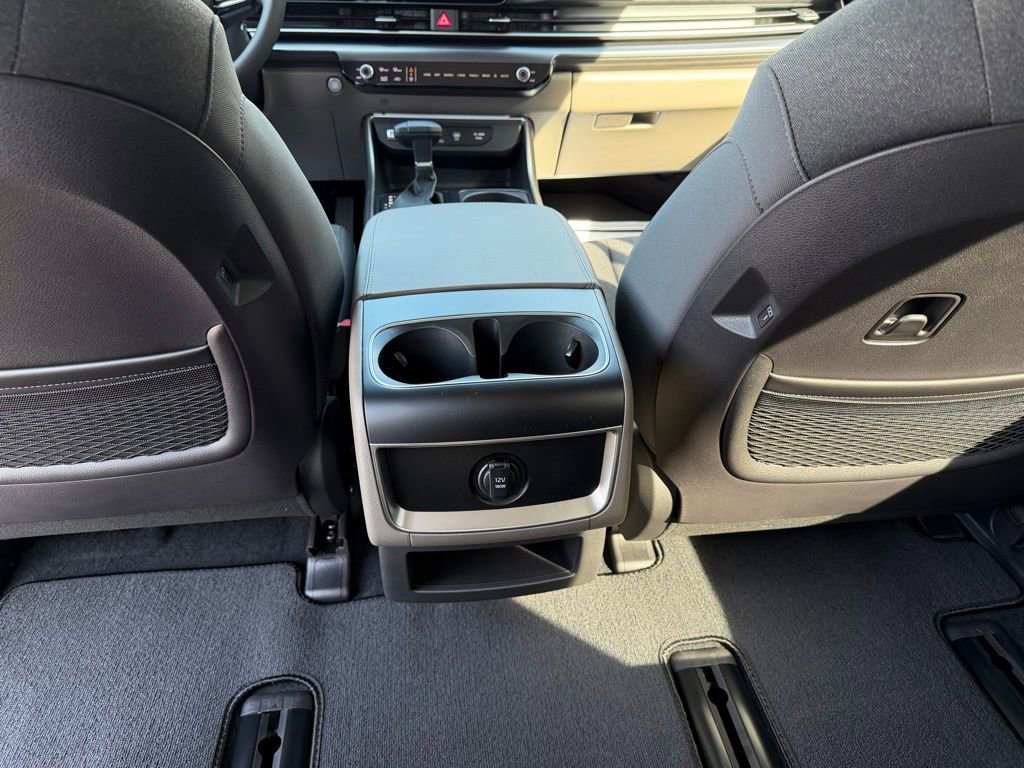 New 2026 Kia Carnival LX FWD image 20