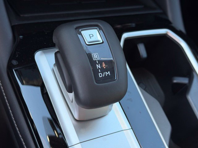 New 2026 Mitsubishi Outlander LE FWD image 30