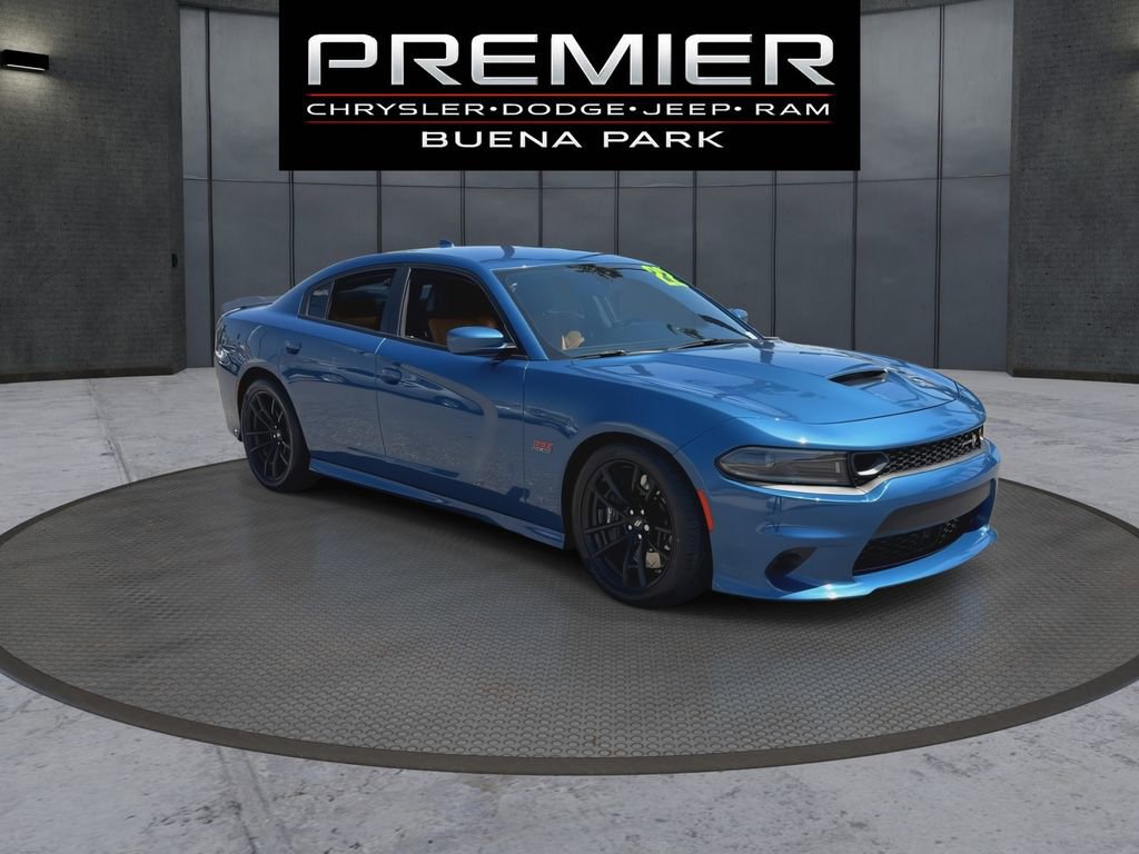 Used 2022 Dodge Charger Scat Pack w/ Dynamics Package image 2