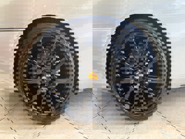 Used 1999 Porsche 911 Carrera 4 image 14