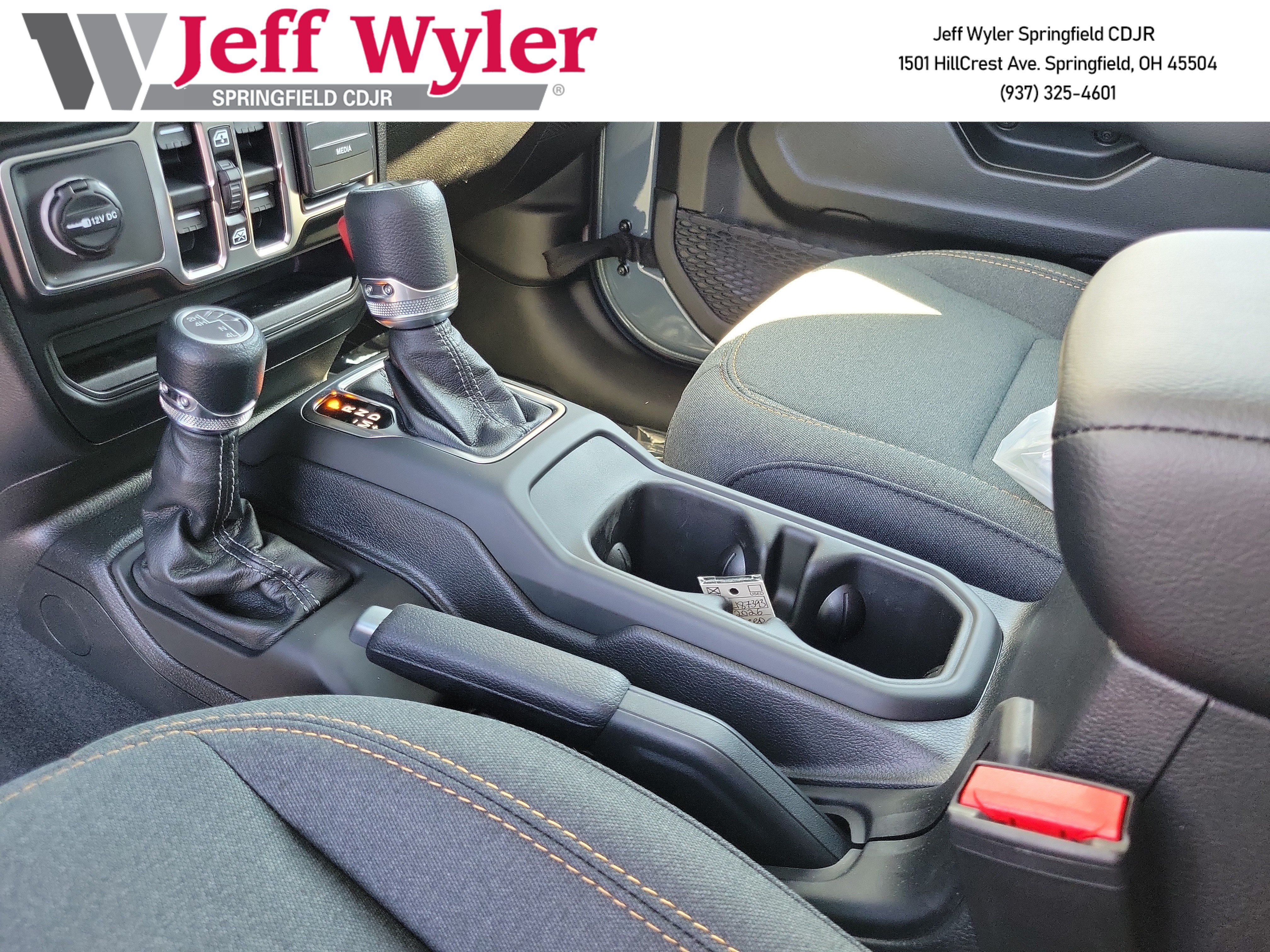 New 2026 Jeep Gladiator Sport AWD/4WD image 13