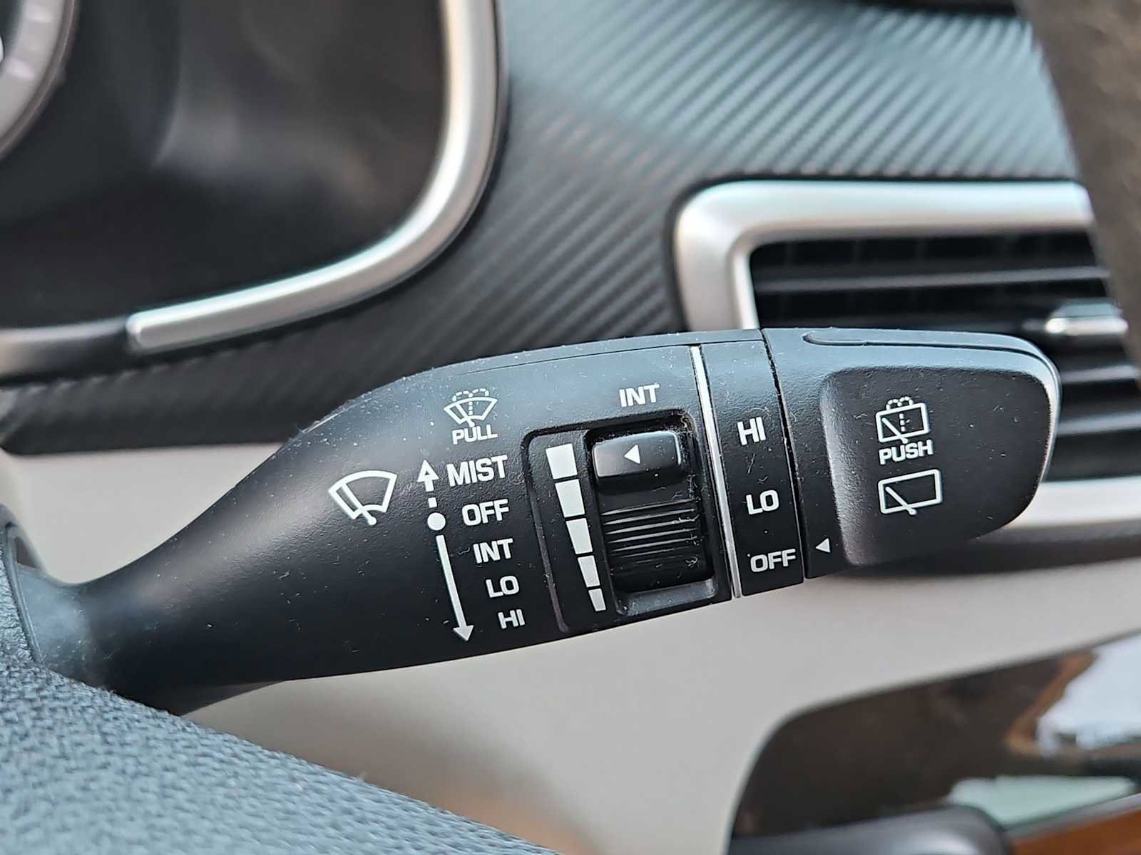 Used 2019 Hyundai Tucson SE FWD image 25