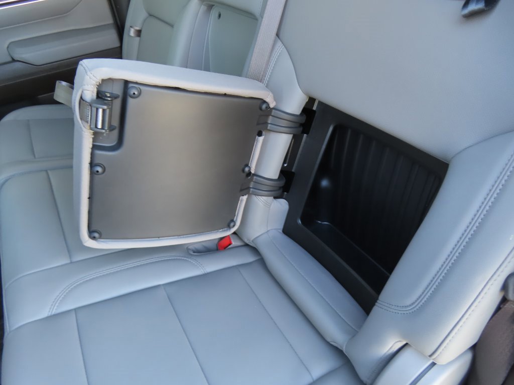 Used 2023 Chevrolet Silverado 1500 LTZ w/ LTZ Convenience Package II image 28