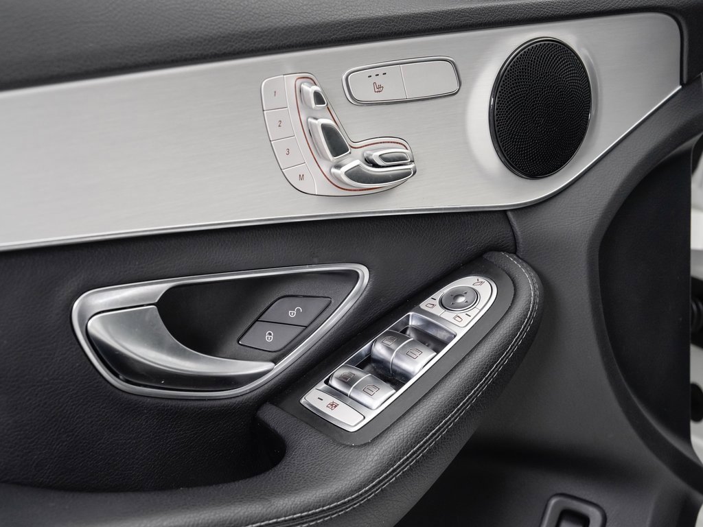 Used 2019 Mercedes-Benz C 300 Sedan image 8
