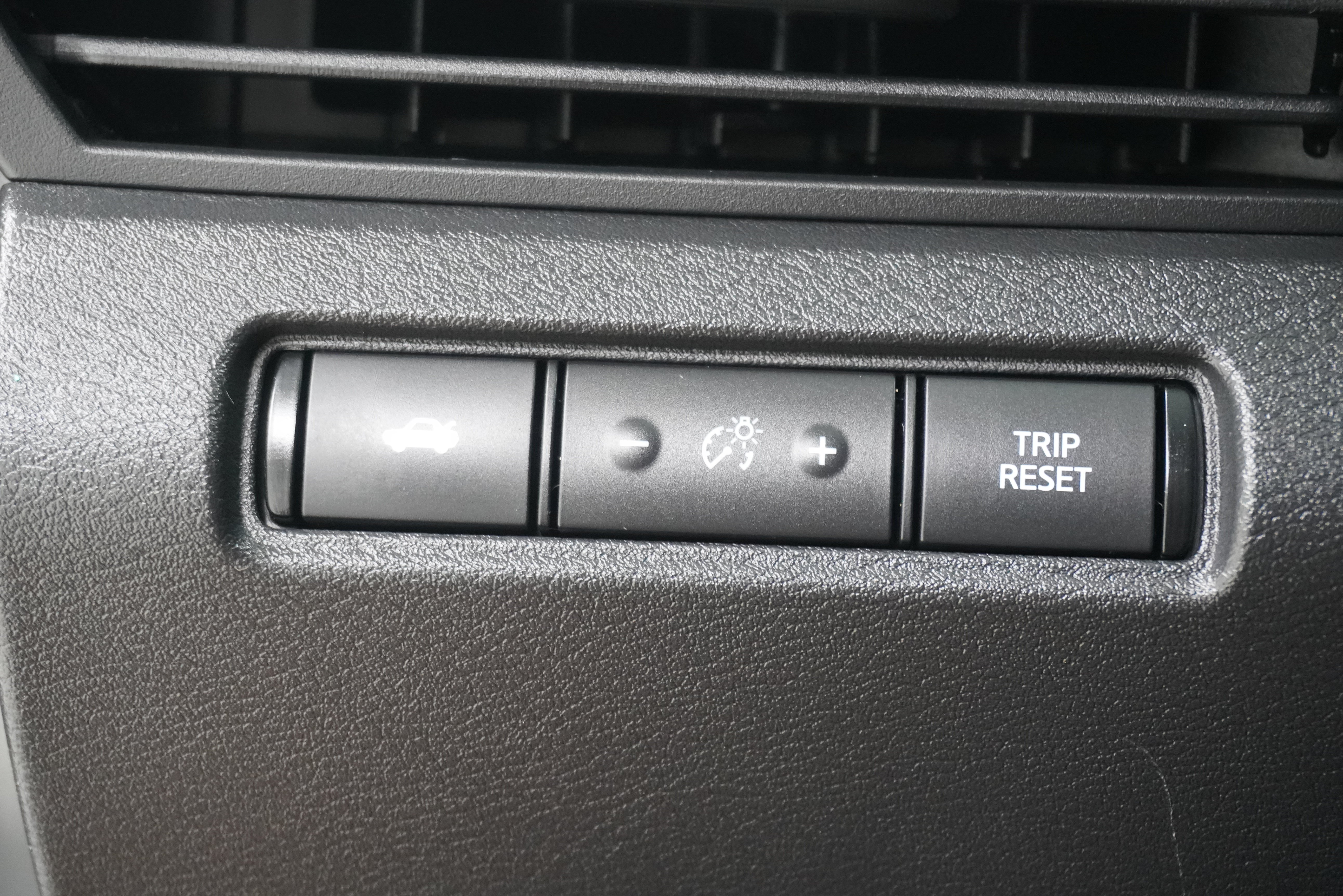 Used 2019 Nissan Altima 2.5 SR FWD image 19