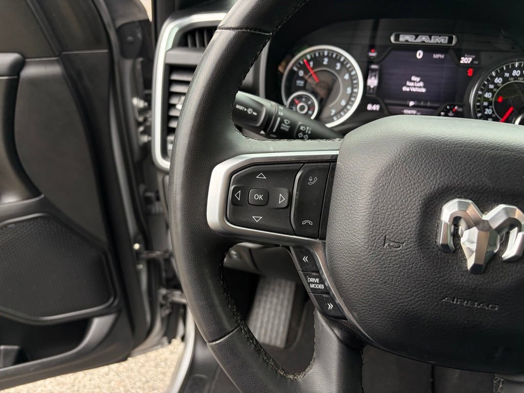 Used 2025 RAM 1500 Big Horn AWD/4WD image 17