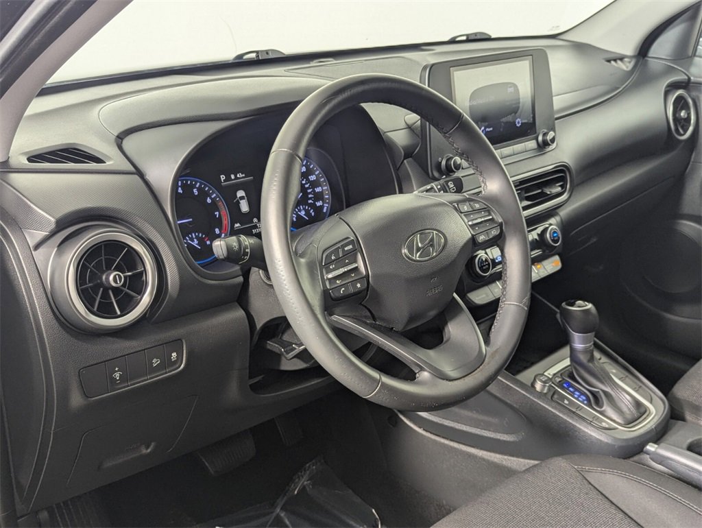 Used 2022 Hyundai Kona SEL w/ Convenience Package image 11