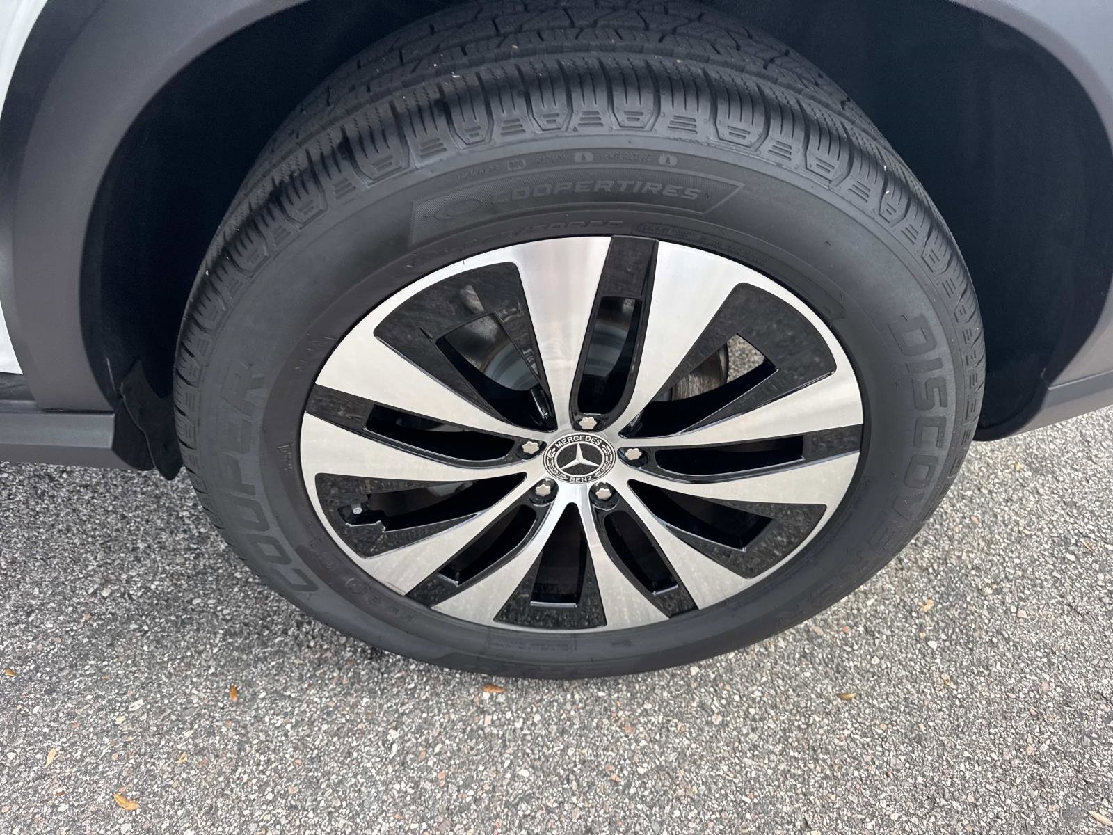 Certified 2025 Mercedes-Benz GLE 350 4MATIC image 10