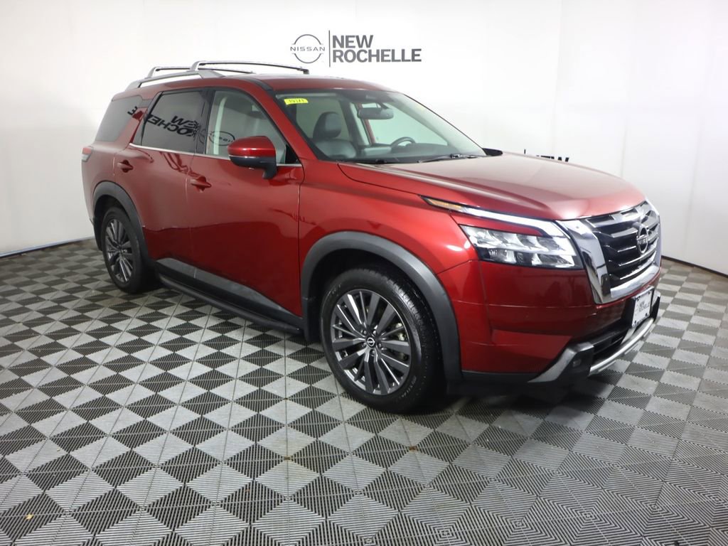 Used 2022 Nissan Pathfinder SL w/ SL Premium Package image 4
