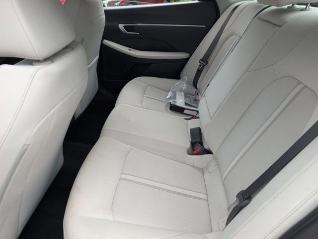 Used 2025 Hyundai Sonata SEL FWD image 27