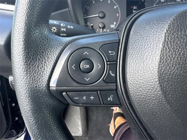 Used 2025 Toyota Corolla LE image 26