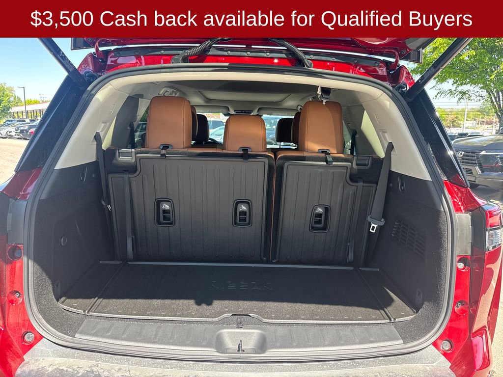 New 2026 Nissan Pathfinder Platinum image 21