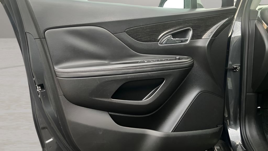 Used 2016 Buick Encore AWD image 13