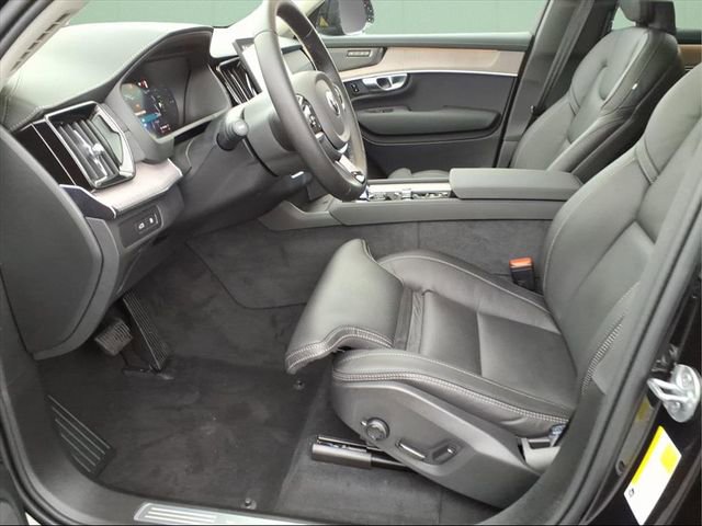 New 2026 Volvo XC90 T8 Ultra w/ Protection Package Premier image 13