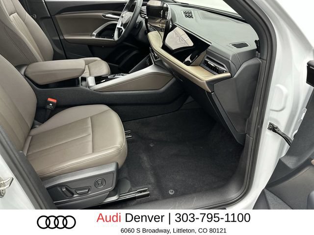 Used 2025 Audi Q5 Premium w/ Convenience Package AWD/4WD image 24