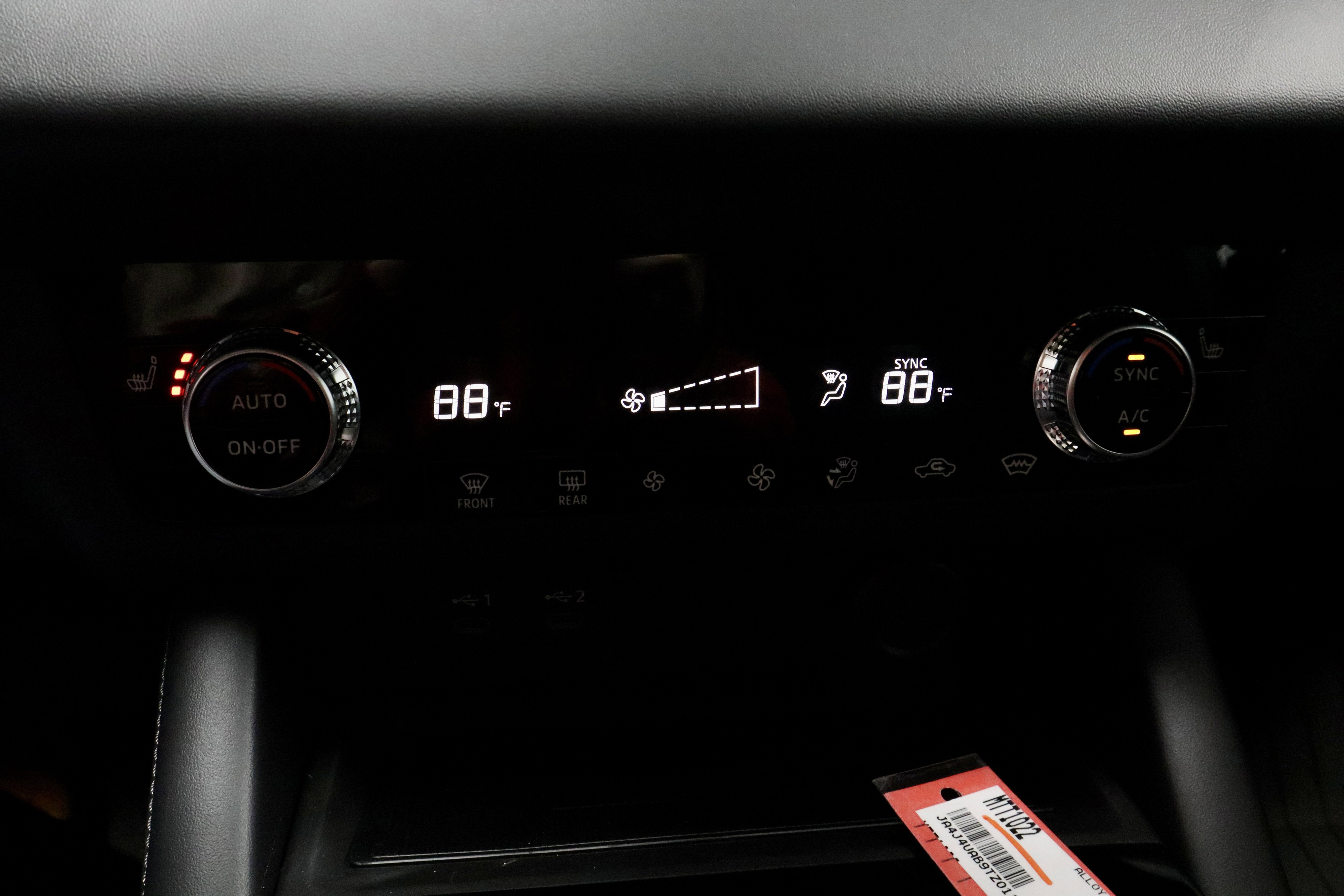 New 2026 Mitsubishi Outlander ES image 25