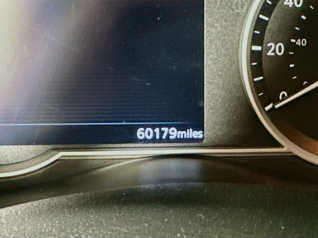 Used 2020 Nissan Kicks SV image 13